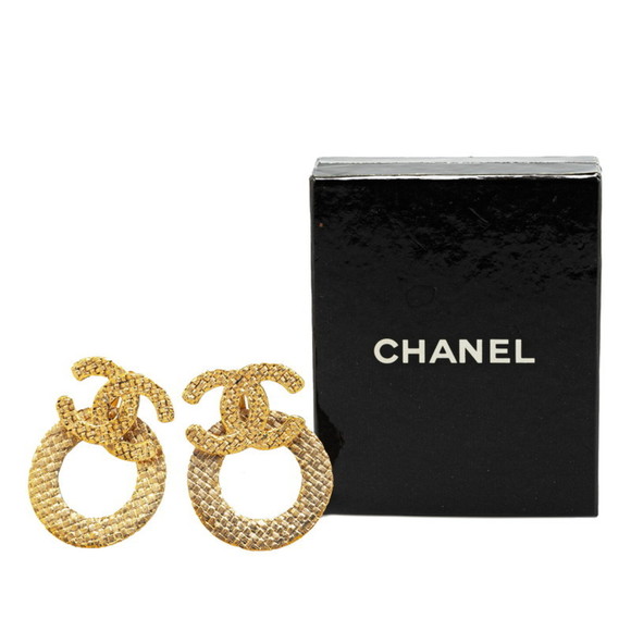 CHANEL Coco Mark Motif Swing Earrings Gold Plated - Picture 5 of 5